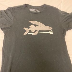 10$ Patagonia shirt